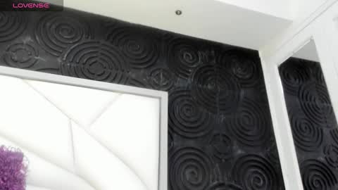 Snapshot of abigailwilliams_ chatting on November 11, 11:10 am Abigail online show from November 11, 11:10 am