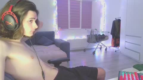 hi  cum in pvt noi extra tip online show from December 15, 12:06 pm