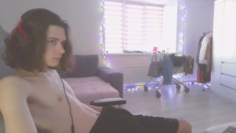 hi  cum in pvt noi extra tip online show from December 24, 10:55 am