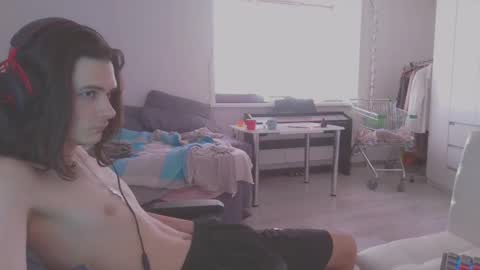 hi  cum in pvt noi extra tip online show from February 25, 12:24 pm