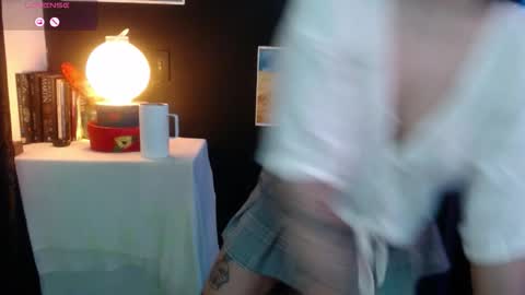 Absenta vert online show from November 3, 10:10 pm