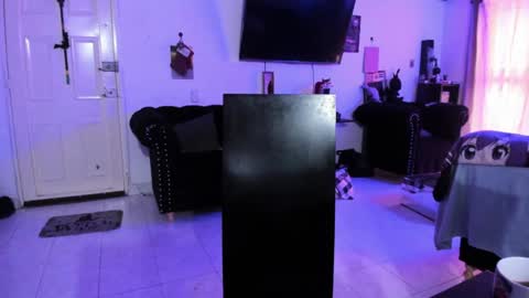 Alice online show from December 19, 8:34 pm