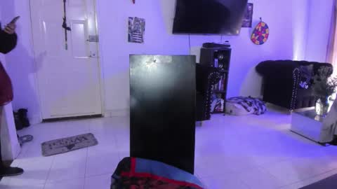 Alice online show from September 8, 3:44 pm