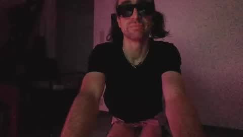 Snapshot of acidtoyboy chatting on October 12, 10:31 pm acidtoyboy online show from October 12, 10:31 pm