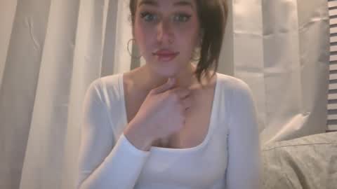 Snapshot of acs995 chatting on January 27, 2:10 am OF online show from January 27, 2:10 am