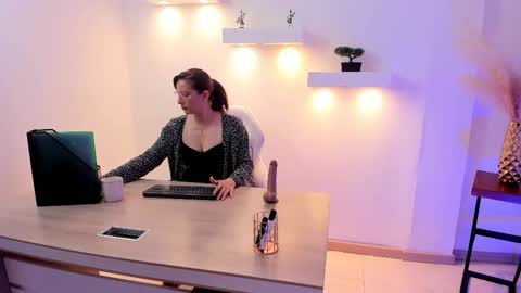 Ada online show from September 21, 11:45 am