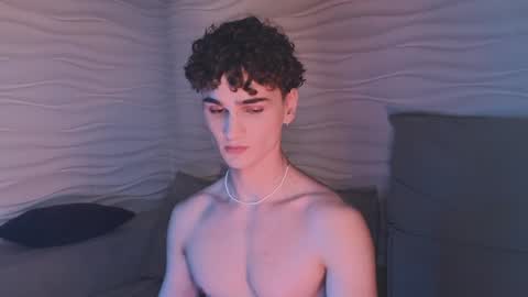 Adam online show from December 14, 4:09 pm