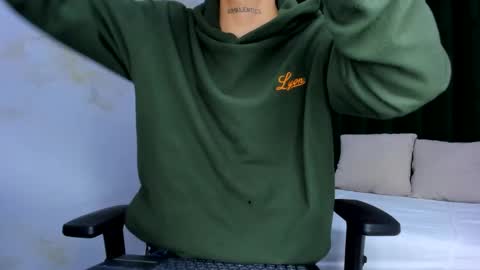 Adam online show from December 3, 9:12 pm