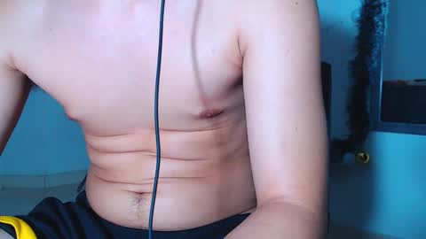 Snapshot of adam_hot11 chatting on December 12, 11:36 pm adam hot11 online show from December 12, 11:36 pm