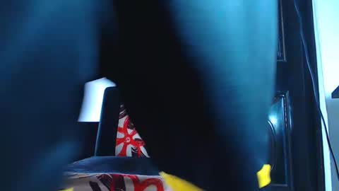 Snapshot of adam_hot11 chatting on December 15, 8:15 pm adam hot11 online show from December 15, 8:15 pm