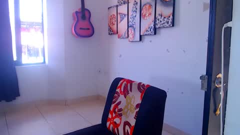 Snapshot of adam_hot11 chatting on February 18, 7:19 pm adam hot11 online show from February 18, 7:19 pm