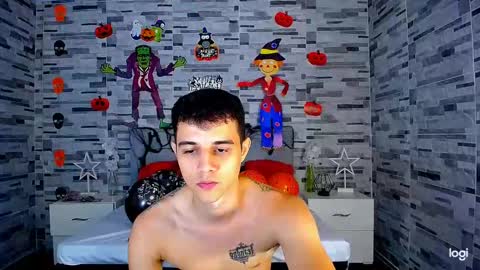 Snapshot of adam_hot11 chatting on October 8, 9:34 pm adam hot11 online show from October 8, 9:34 pm