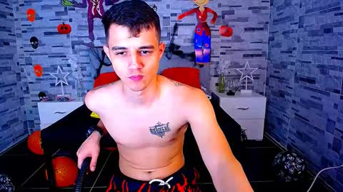 Snapshot of adam_hot11 chatting on October 15, 9:04 pm adam hot11 online show from October 15, 9:04 pm