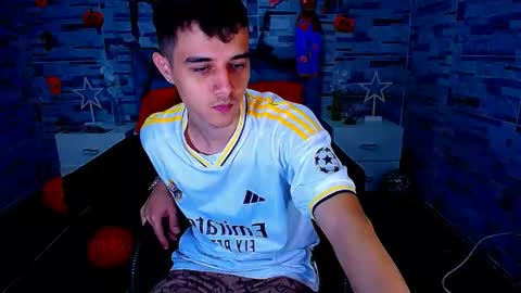 Snapshot of adam_hot11 chatting on October 16, 8:54 pm adam hot11 online show from October 16, 8:54 pm