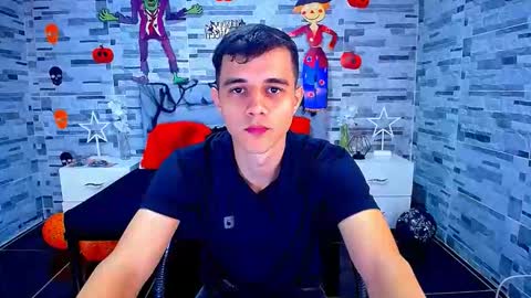 Snapshot of adam_hot11 chatting on October 17, 10:45 pm adam hot11 online show from October 17, 10:45 pm