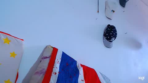 Snapshot of adam_hot11 chatting on November 16, 7:19 pm adam hot11 online show from November 16, 7:19 pm