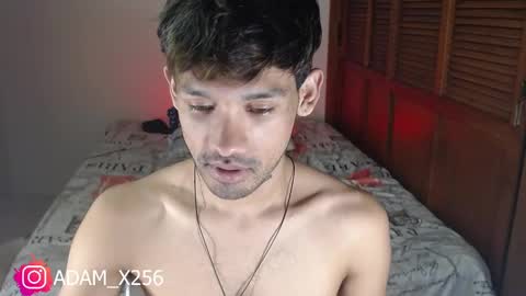 Snapshot of adam_x256 chatting on December 20, 1:47 am instagram adam x256 online show from December 20, 1:47 am