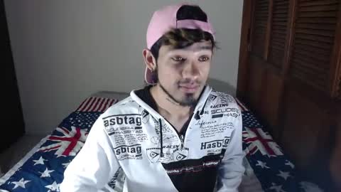 Snapshot of adam_x256 chatting on January 19, 12:17 am instagram adam x256 online show from January 19, 12:17 am