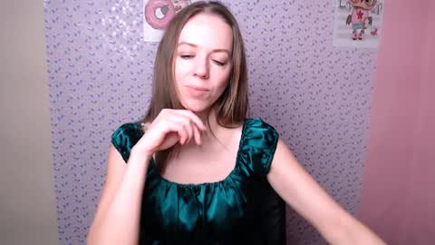 adamais_ online show from December 31, 10:15 am