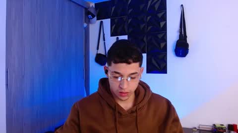 ADAM online show from October 27, 6:23 pm