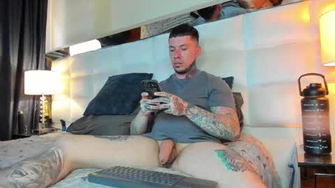 Snapshot of adamtatts chatting on September 23, 8:34 pm Adam online show from September 23, 8:34 pm