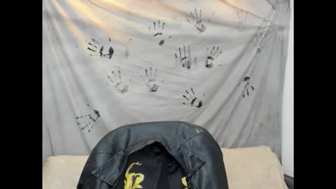 Snapshot of addiflower chatting on October 24, 11:23 pm addi online show from October 24, 11:23 pm