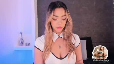 A D D I S O N  online show from March 4, 11:00 pm