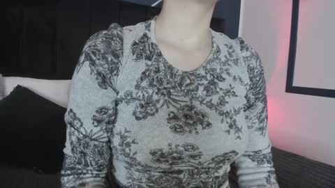 Ade  online show from December 11, 8:07 pm