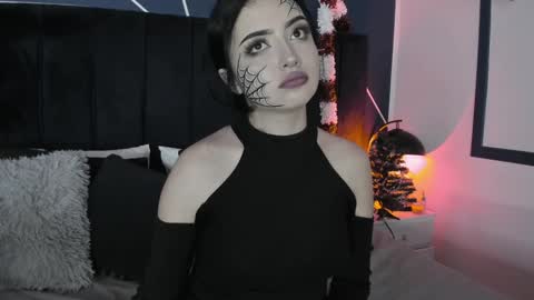 Ade  online show from December 13, 10:45 pm