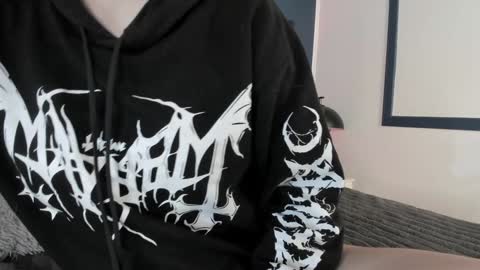 Ade  online show from December 26, 7:38 pm