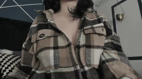 Ade  online show from January 29, 8:25 pm