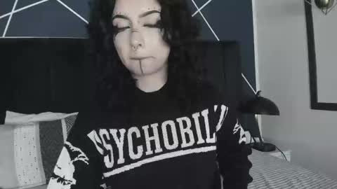 Ade  online show from February 18, 10:58 pm