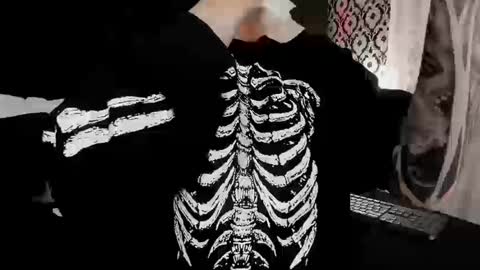 Ade  online show from September 12, 8:09 pm