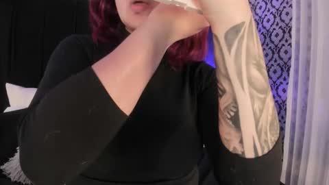 Ade  online show from November 28, 7:49 pm