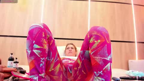 adela chase online show from September 20, 3:07 am