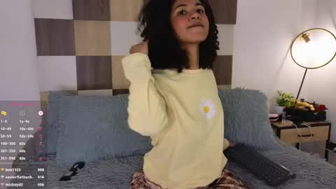 Andrea online show from February 15, 8:33 pm