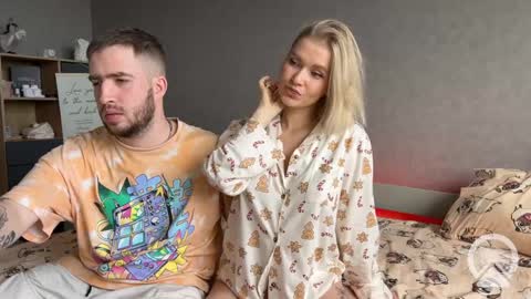 Snapshot of adele_nick2202 chatting on December 21, 9:23 am Adele Nick online show from December 21, 9:23 am