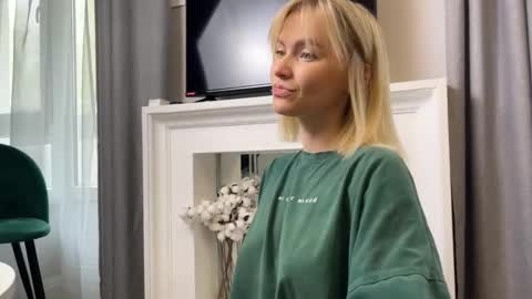 Snapshot of adele_nick2202 chatting on September 10, 8:36 am Adele Nick online show from September 10, 8:36 am