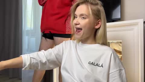 Snapshot of adele_nick2202 chatting on October 17, 8:50 am Adele Nick online show from October 17, 8:50 am