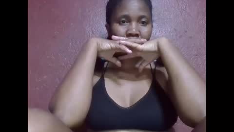 adelealy online show from September 17, 7:04 pm