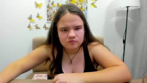 adelecruzz online show from February 8, 4:36 pm