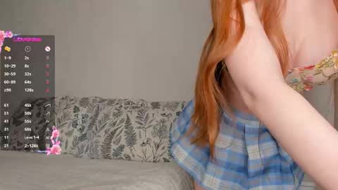 Snapshot of adelins_peach chatting on November 6, 11:00 am adelins_peach online show from November 6, 11:00 am