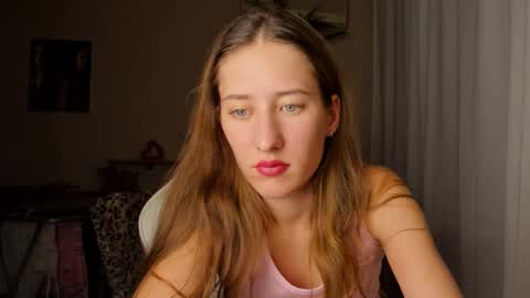 Adell online show from September 18, 9:39 pm