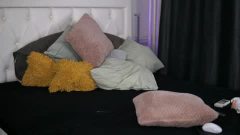 Snapshot of adelyn_chase chatting on December 28, 12:03 pm Adelyn online show from December 28, 12:03 pm