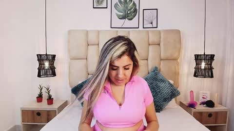 AdharaSmithh online show from January 23, 10:22 pm