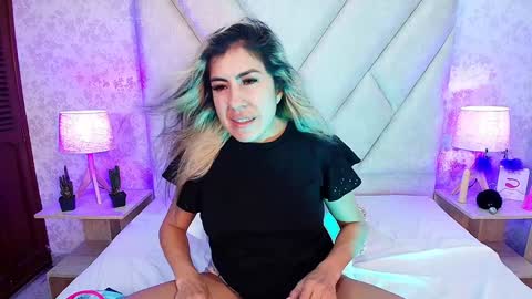 AdharaSmithh online show from February 2, 8:30 pm