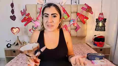 AdharaSmithh online show from September 15, 7:36 pm