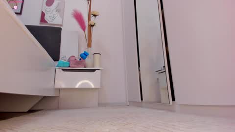 Save the date 23 NOVEMBER for a incendiary day with me  online show from February 8, 10:51 pm