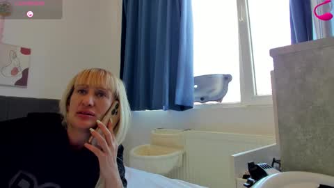 Save the date 23 NOVEMBER for a incendiary day with me  online show from September 18, 9:44 am