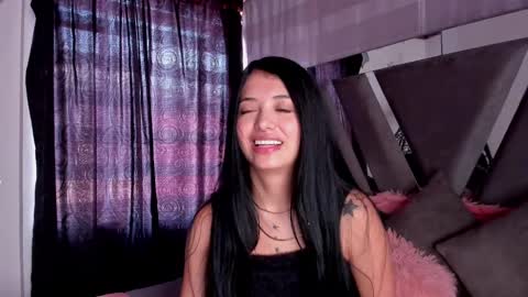 Snapshot of adorabolt chatting on January 14, 9:20 pm Stormi online show from January 14, 9:20 pm